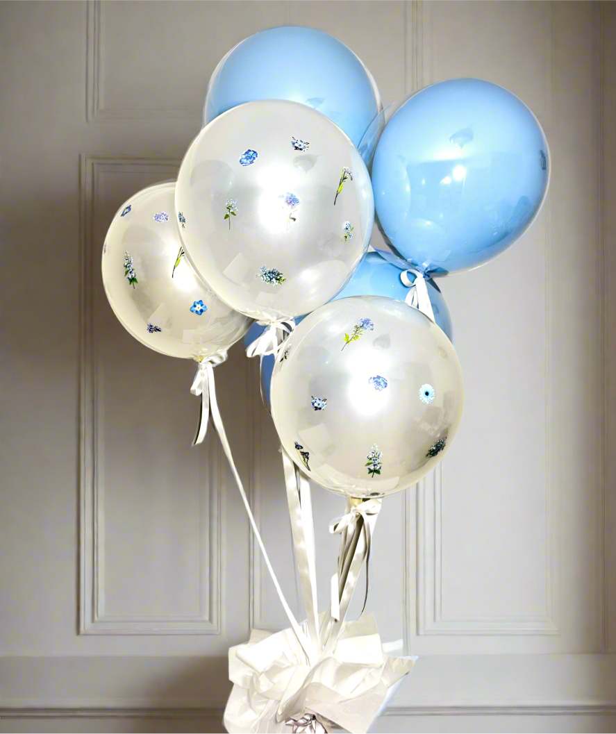 White and Pastel Blue Floral Balloon Set – Set of 6